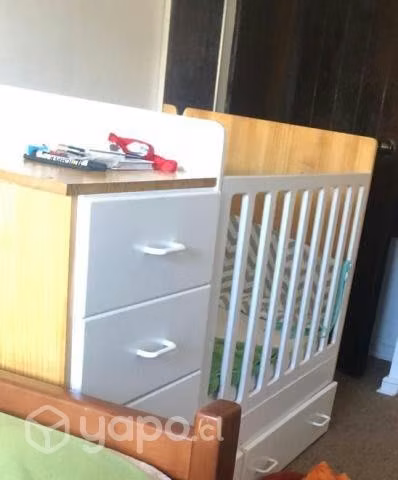Cuna con cajonera y mudador