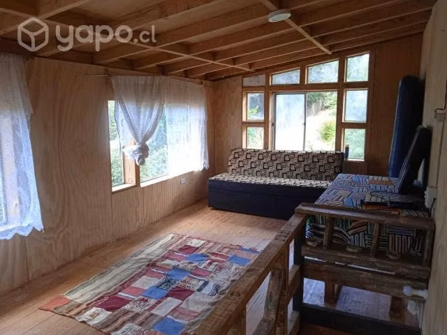 Se vende 2 casas,en calle principal, caleta horcon