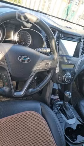 Hiunday santa fe 2.0 diesel año 2015