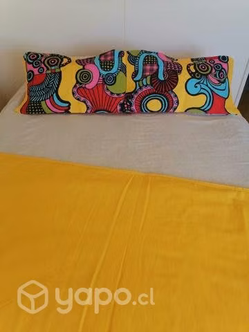 Piecera de cama con fundas