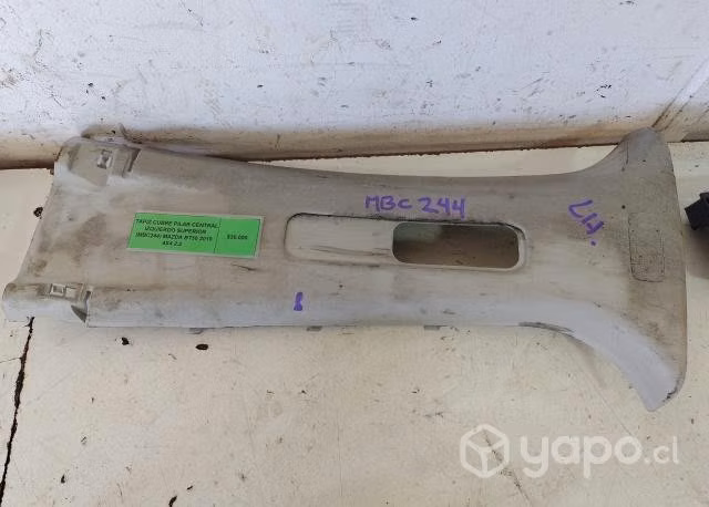 Tapiz Cubre Pilar Central Izq Sup BT50 2019 2.2