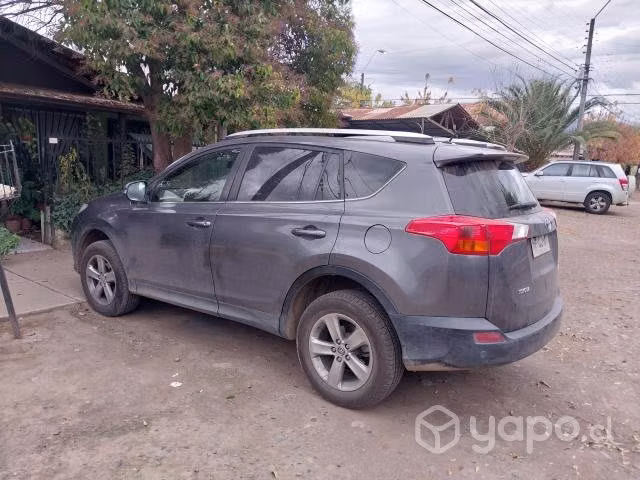 Vendo toyota rav 4 superlujo 2.5 excelente