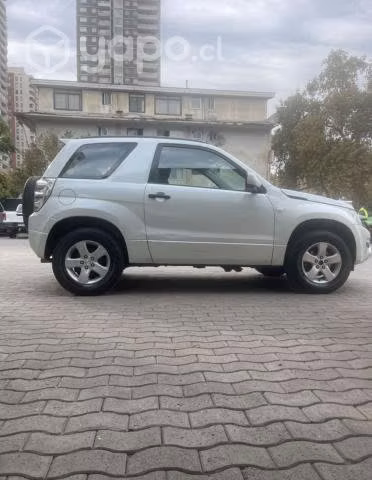 Suzuki grand vitara 2013