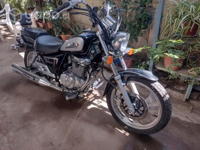 Moto suzuki gz-150 2021
