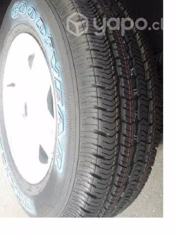1 neumático y llanta magnesio nuevos jeep Cheroke