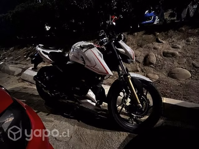 Moto TVS apache rtr 200
