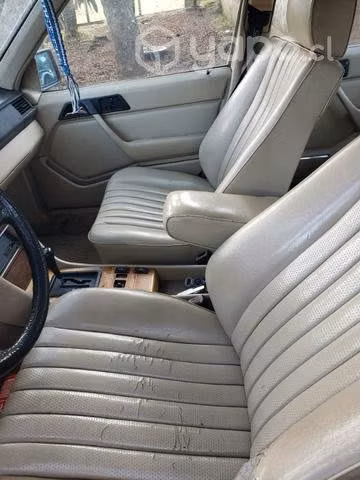 Mercedes Benz 300e