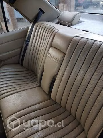 Mercedes Benz 300e