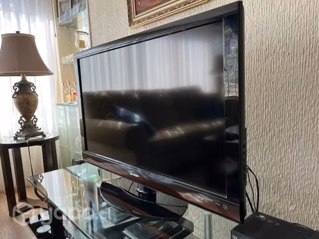 Televisor Sharp 47"
