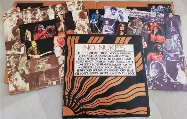 NO NUKES Vinilo Triple