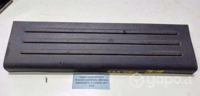 Tapiz Cubre Zocalo Tras Der (MBD243) BT50 2.2 2019