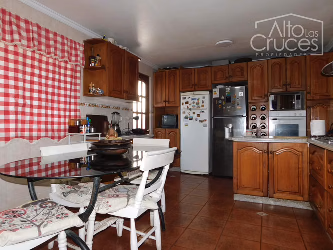 Casa en Loteo San Guillermo Talca - A pasos del Colegio Montessori