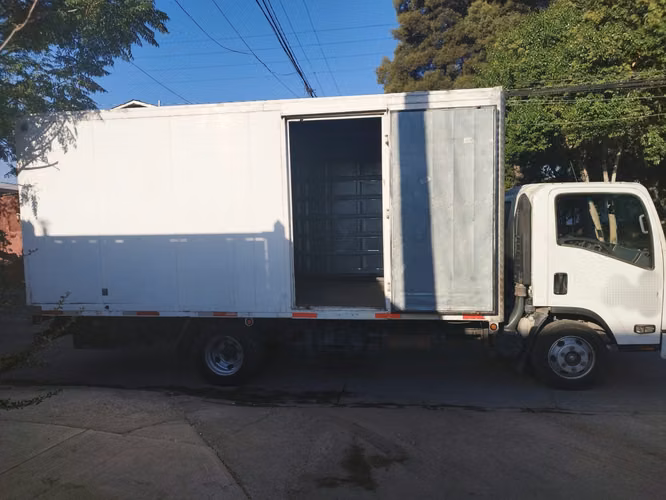 Camión Chevrolet NPR816