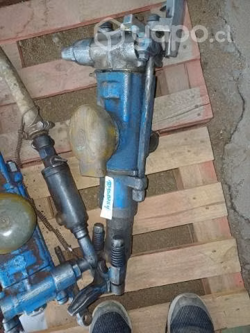 Perforadora manual