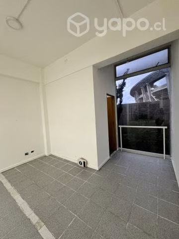 MODERNO LOCAL Portal Amunátegui 45 m2