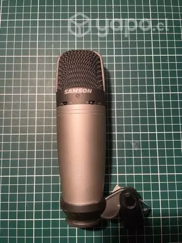 Micrófono condensador Samson C03 multipatrón