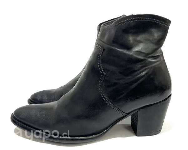 Botín Vaquero 100% Cuero Marca Pollini N*37 Negro