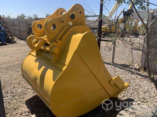 Balde 336D Caterpillar impecable estado - Imagen 3