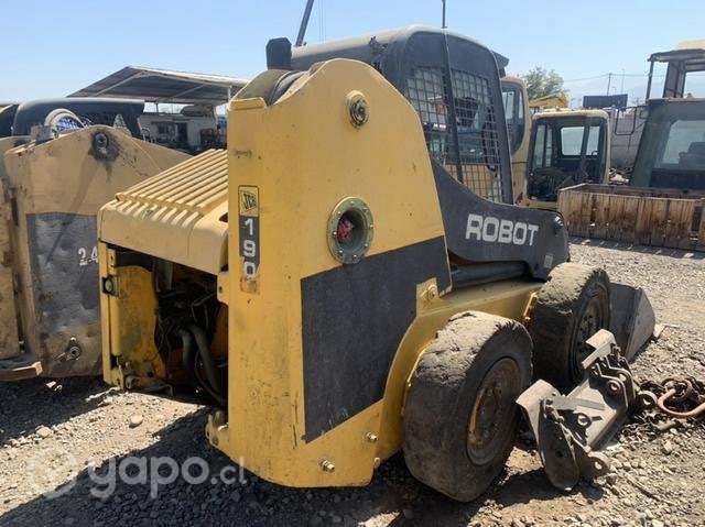 Minicargador JCB disponemos de balde impecable - Imagen 3