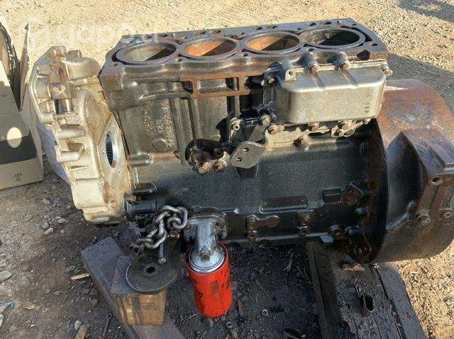 Block Caterpillar 3054 impecable estado - Imagen 5