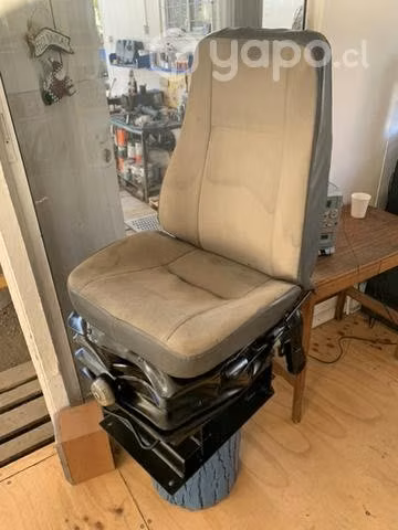 Asiento operador Máquinaria impecable estado