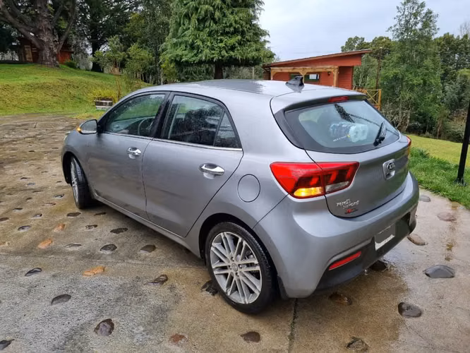 Kia motors rio 2022 - Imagen 3