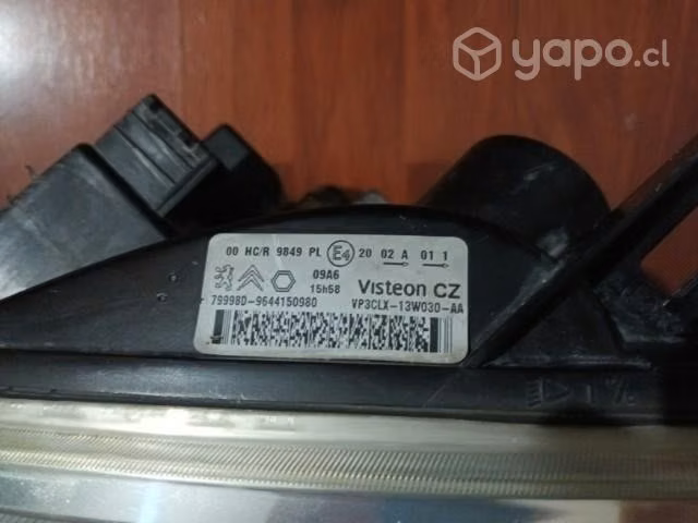OPTICO IZQUIERDO Partner Peugeot 2006