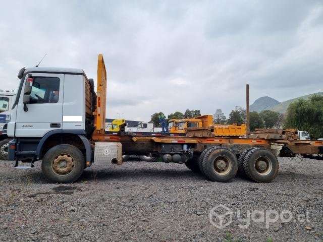 Camion forestal mercedes actros 3336