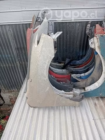 Hyundai elantra 2011 Tapabarro derecho mensula gui