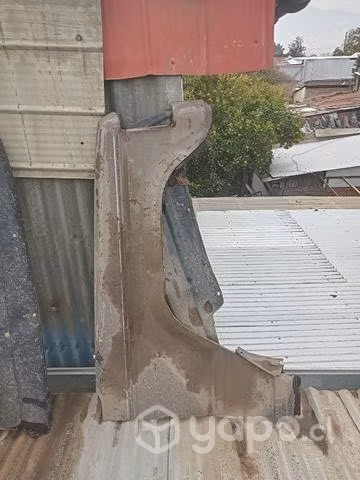 Mitsubishi montero tapabarro derecho envio regione