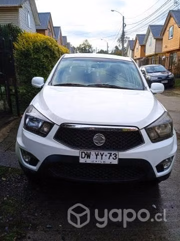 Vendo camioneta Ssangyong actyon 2012
