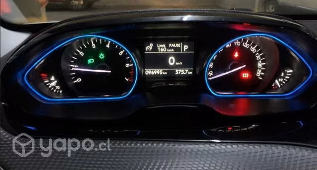 Peugeot 2008 1.2 puretech automatico 2017 Allure - Imagen 4