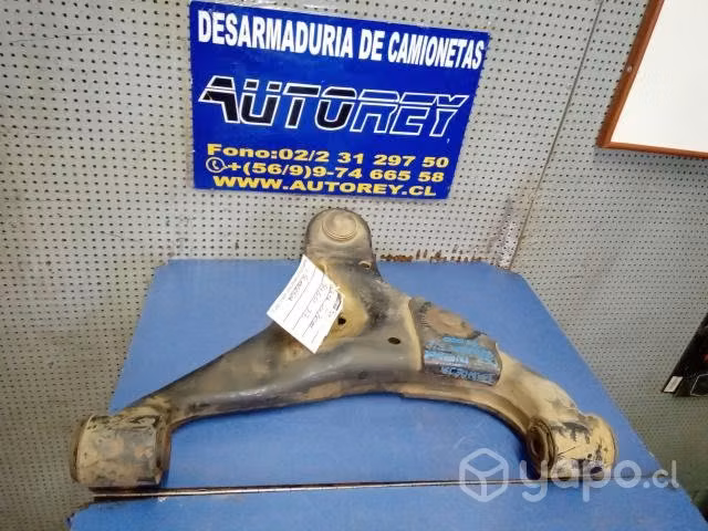 Bandeja inferior derecha Ford Ranger 3.2 2015