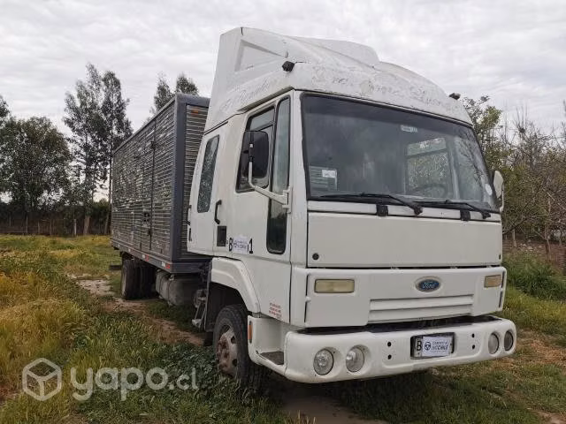 Camión Ford Cargo 915, carroceria carga gral