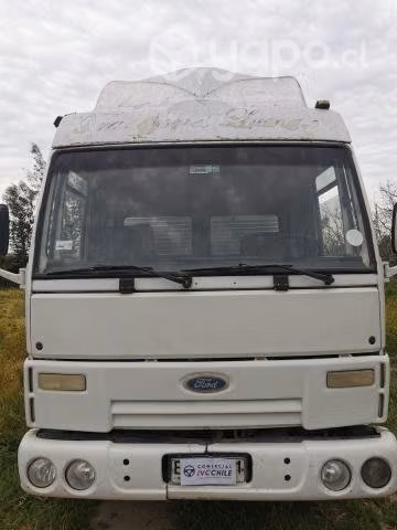 Camión Ford Cargo 915, carroceria carga gral
