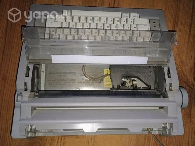 Maquína de escribir eléctrica - Imagen 5