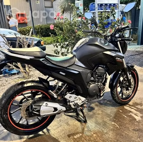 Moto Yamaha Fz 25