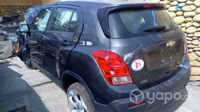 Parachoque trasero chevrolet trax