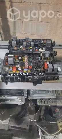 Fusilera jeep cherokee
