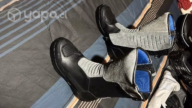 Botas para Moto Revit Gravel Outdry impermeables