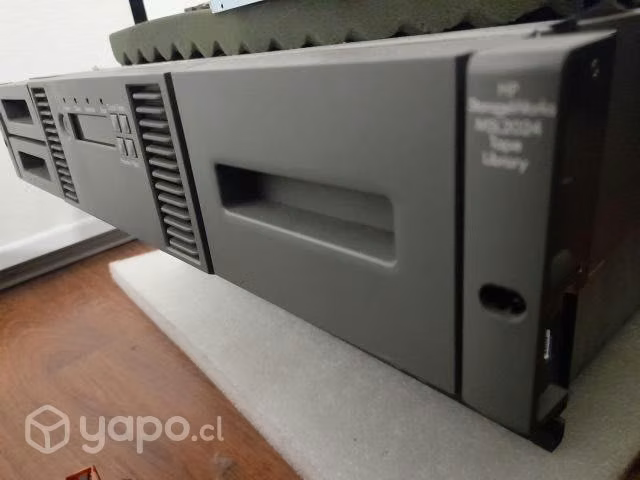 Libreria MSL2024 con 1 Drive LTO4