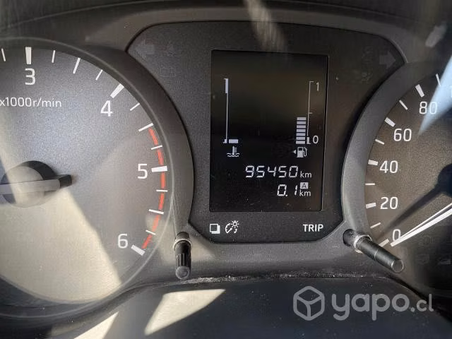 Nissan NP 300