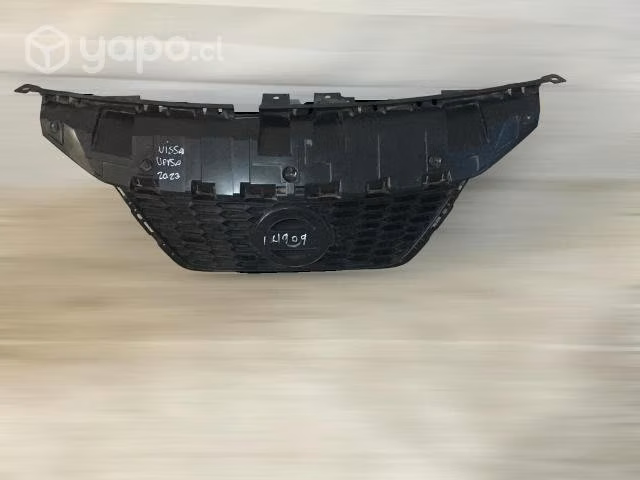 Mascara Nissan Versa 2020 2023