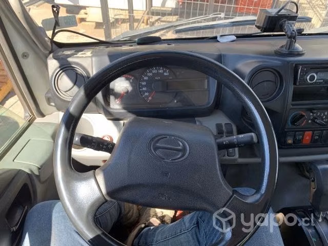 Hino 300 816 XL 2020 Automatico