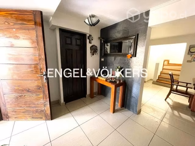 Amplia y agradable casa en villa las torres