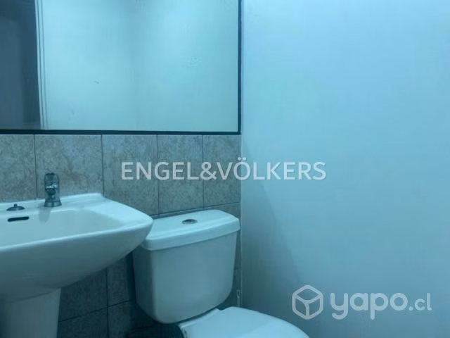 Local comercial esquina 21 de mayo con prat