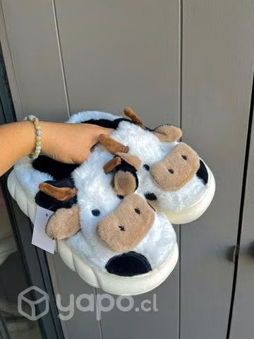 Pantuflas de vaquita calientitas