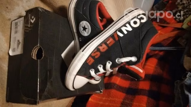 Zapatillas converse poco uso - Imagen 3