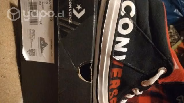 Zapatillas converse poco uso - Imagen 2