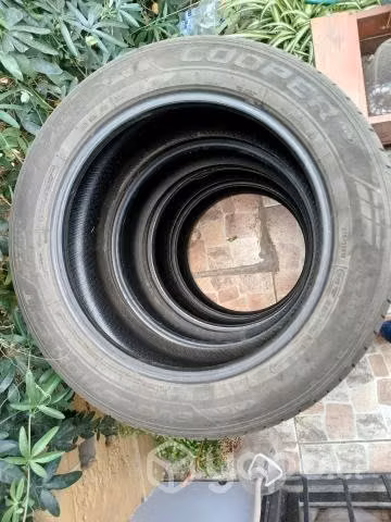 4 Neumaticos casi nuevos